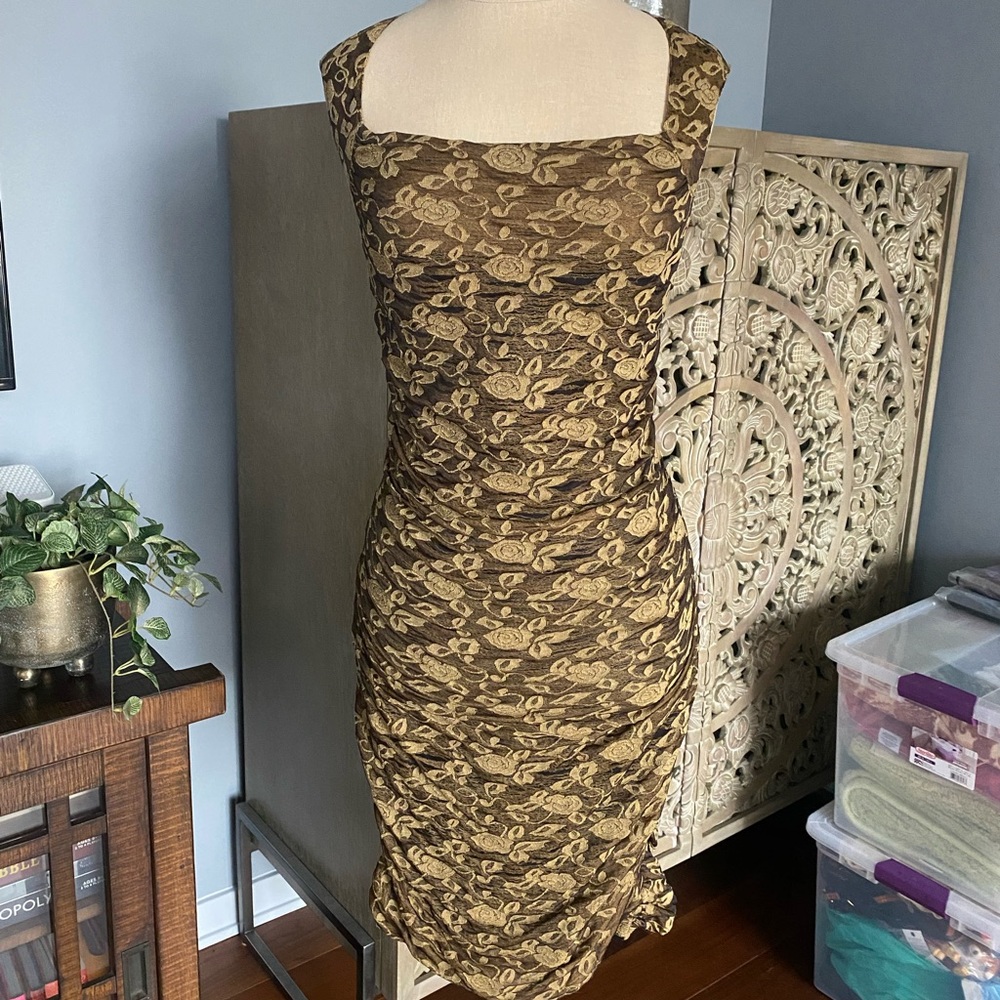 [Free People] NWOT Gold Keyhole Back Dress - Picture 3 of 6